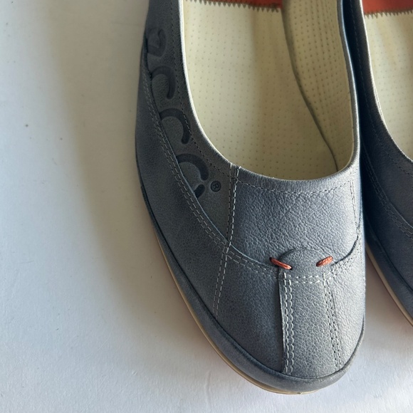 Ecco Grey Blue Leather Rubber Outsole Flats size EUR 41, US 10.5 - Picture 7 of 16